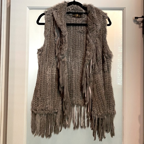 100% real Rabbit Fur Vest - Picture 1 of 7